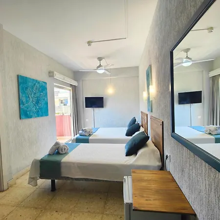 Don Candido Hotel *
